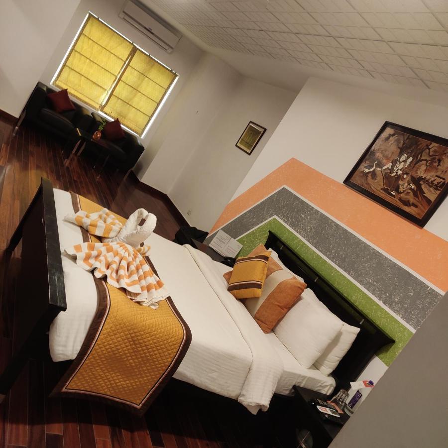 Vedic Village Sriperumbudur Formerly Known As Citrus Hotel Exterior foto