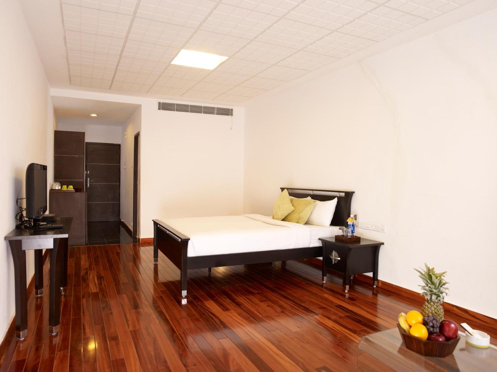 Vedic Village Sriperumbudur Formerly Known As Citrus Hotel Exterior foto