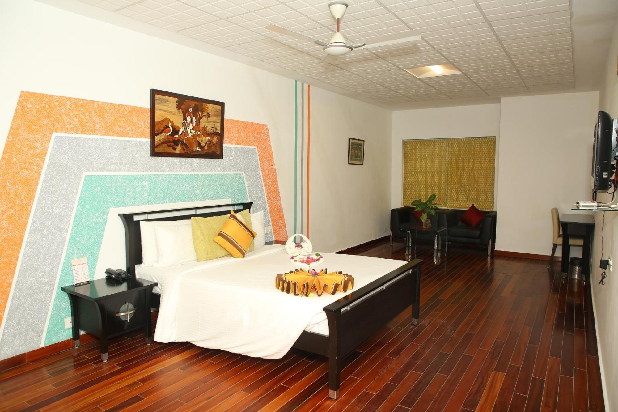 Vedic Village Sriperumbudur Formerly Known As Citrus Hotel Exterior foto